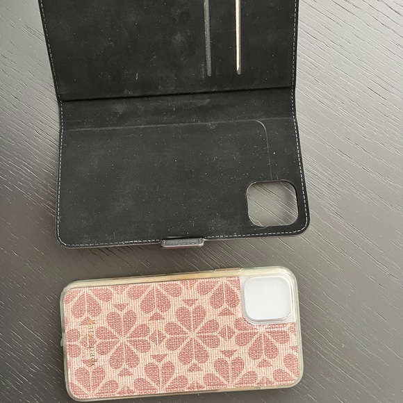 Kate Spade iPhone 11 Pro Max Case - Picture 4 of 6